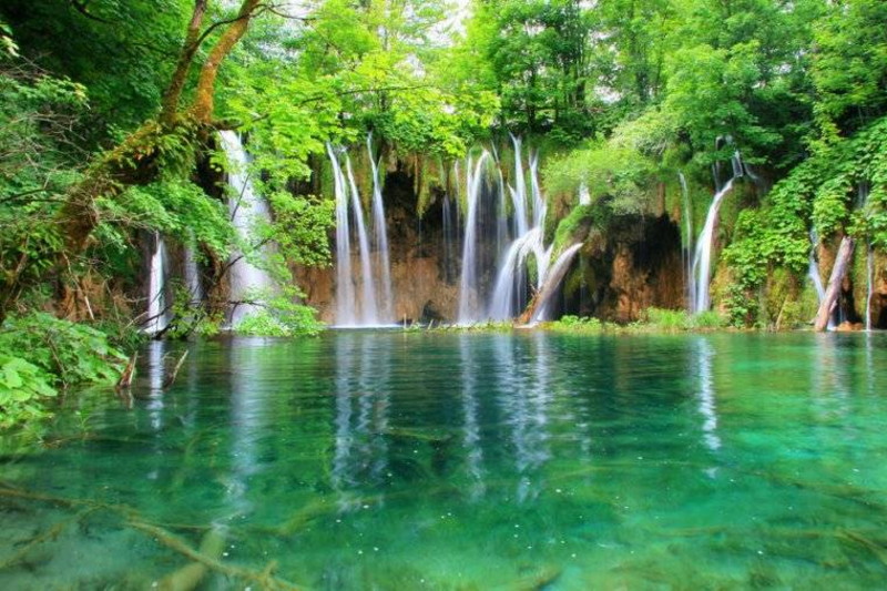 Плитвицкие озёра — национальный парк в Хорватии