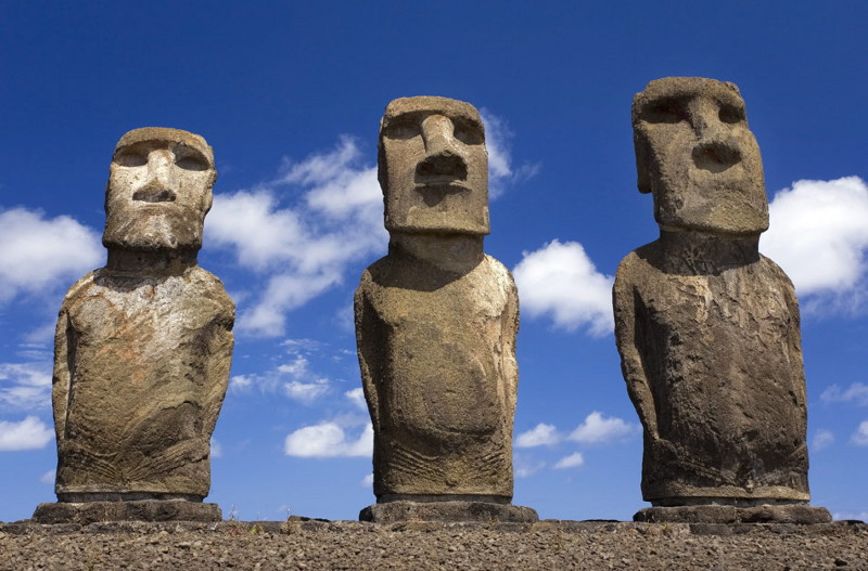 Статуи Моаи